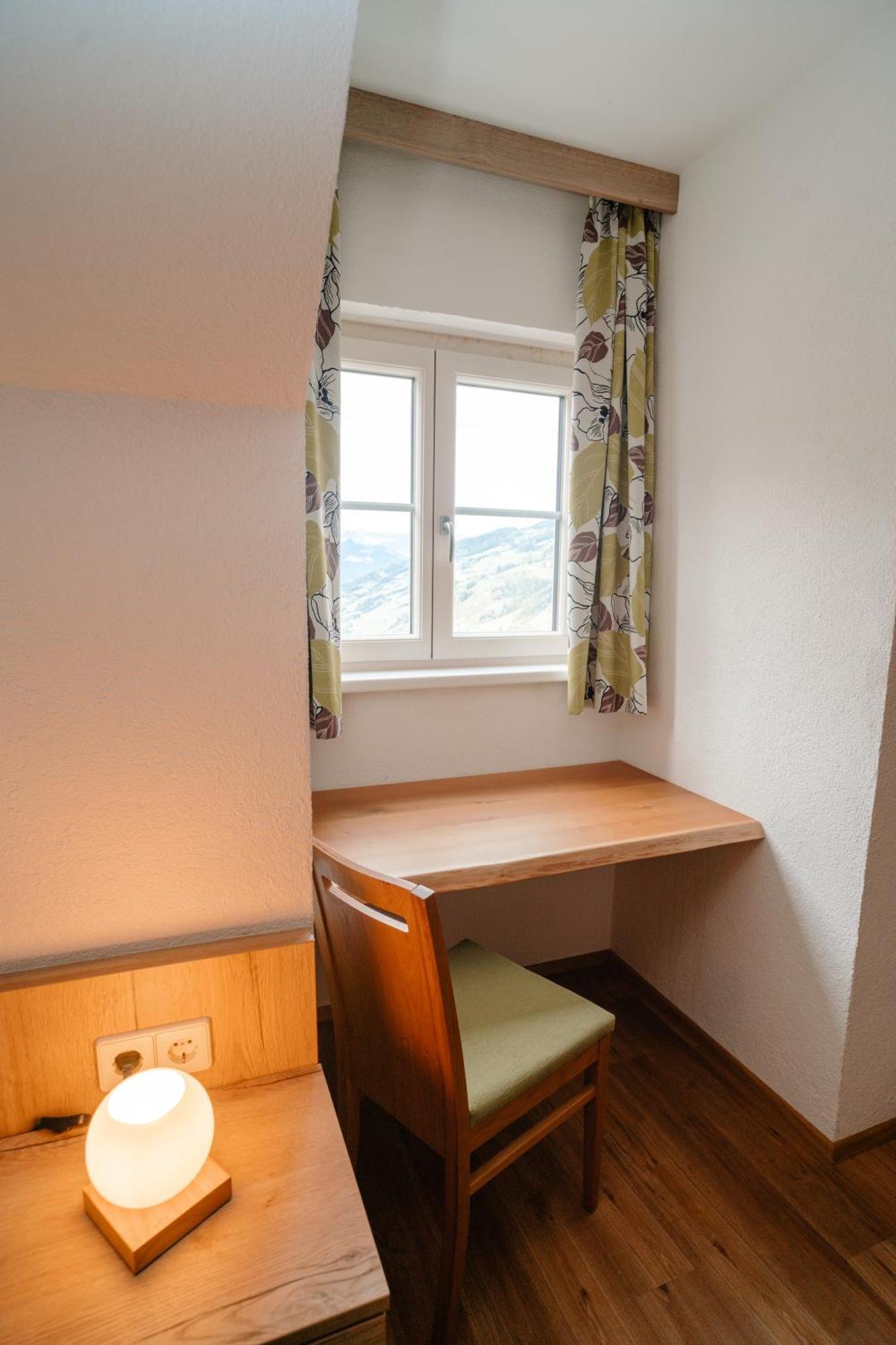 Ertlschweigerhaus Pension - Appartements - Zimmer Donnersbach Exterior photo